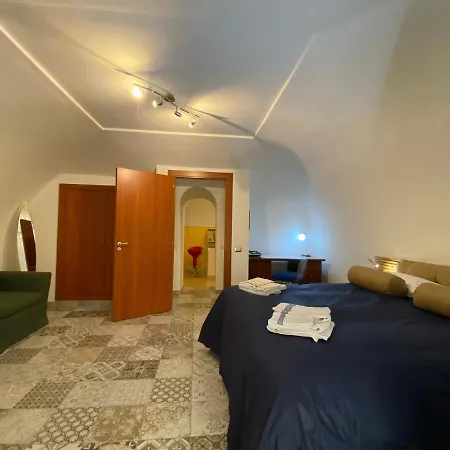 Angeli's Naples